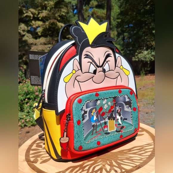 Loungefly Alice In Wonderland Queen Of Hearts Villians Scene Mini Backpack - Picture 1 of 11